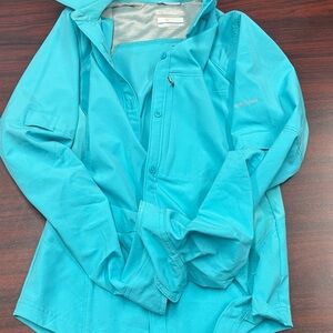 Columbia Sun Protection Bright Teal button-up